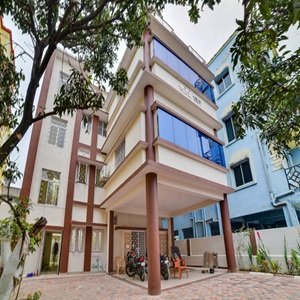 Hotel Savitri Sadan